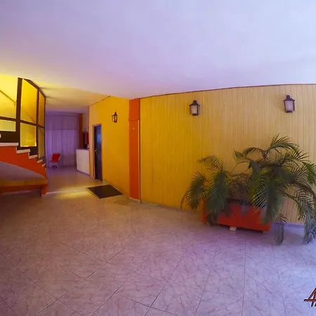 Apartamento Edificio Cristianmar *