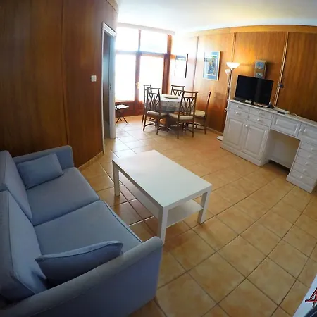 Apartamento Edificio Cristianmar *